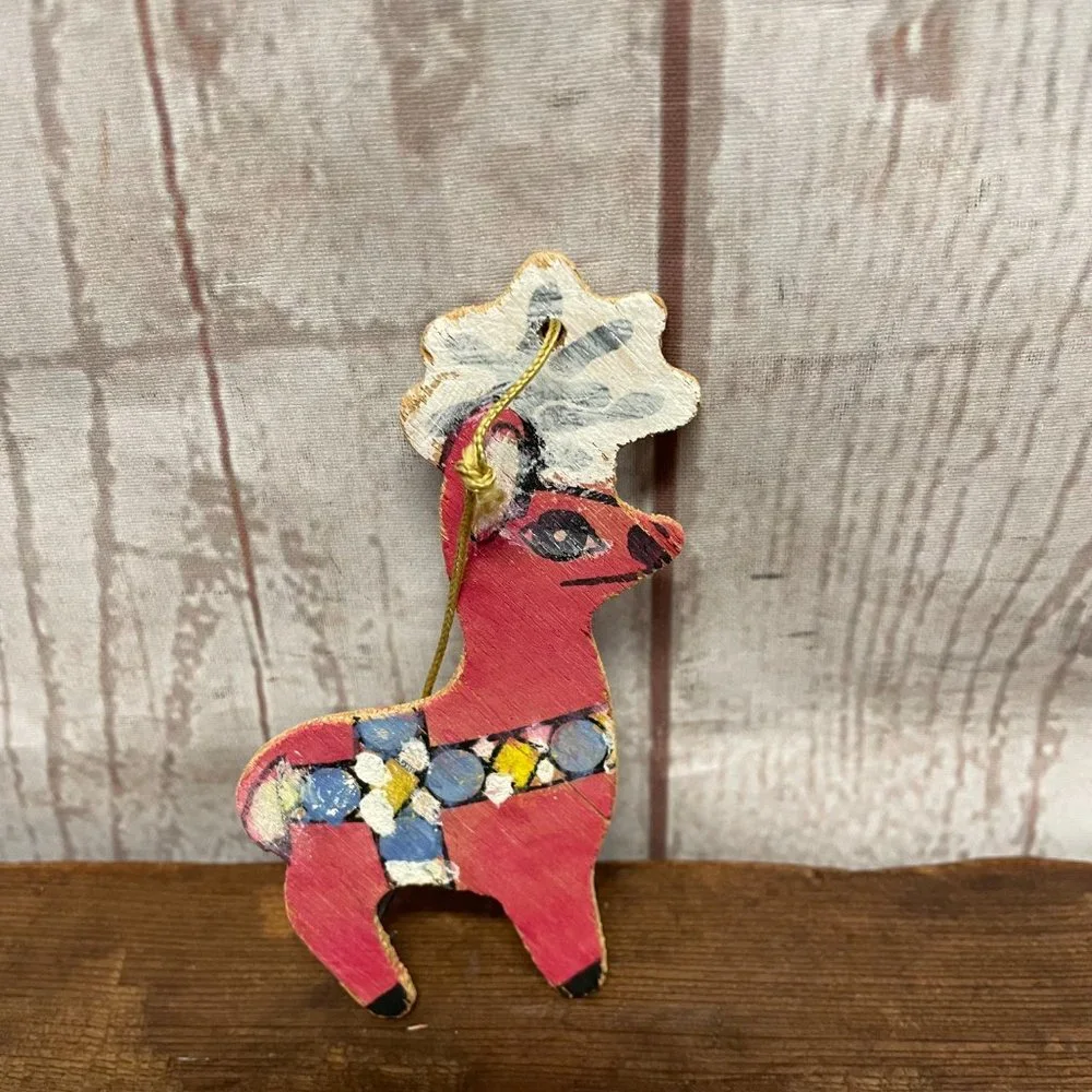 X-Mas ornaments lot of 6 ornaments